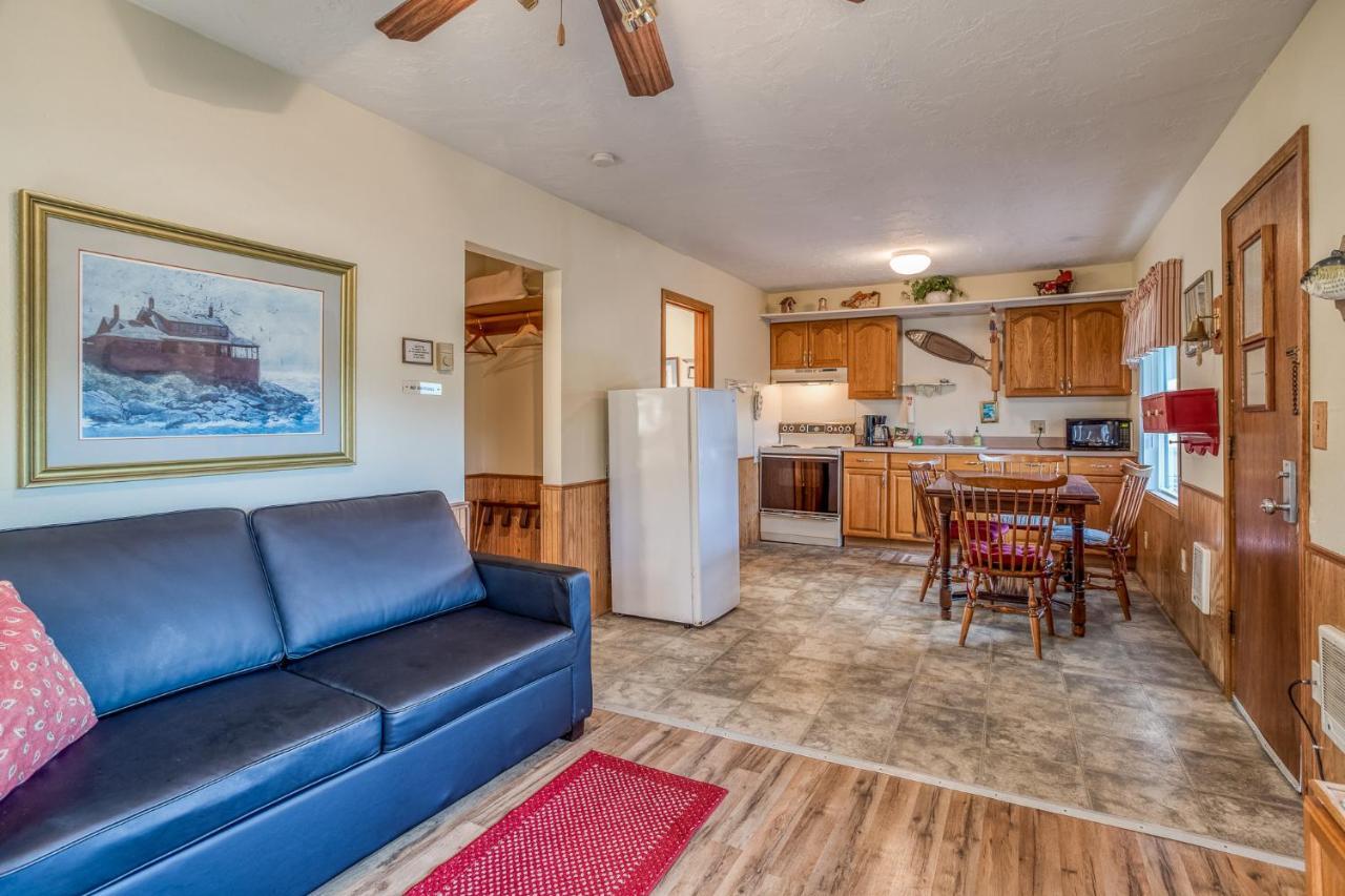 Troller'S Lodge Depoe Bay Extérieur photo