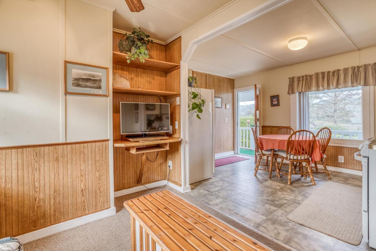 Troller'S Lodge Depoe Bay Extérieur photo
